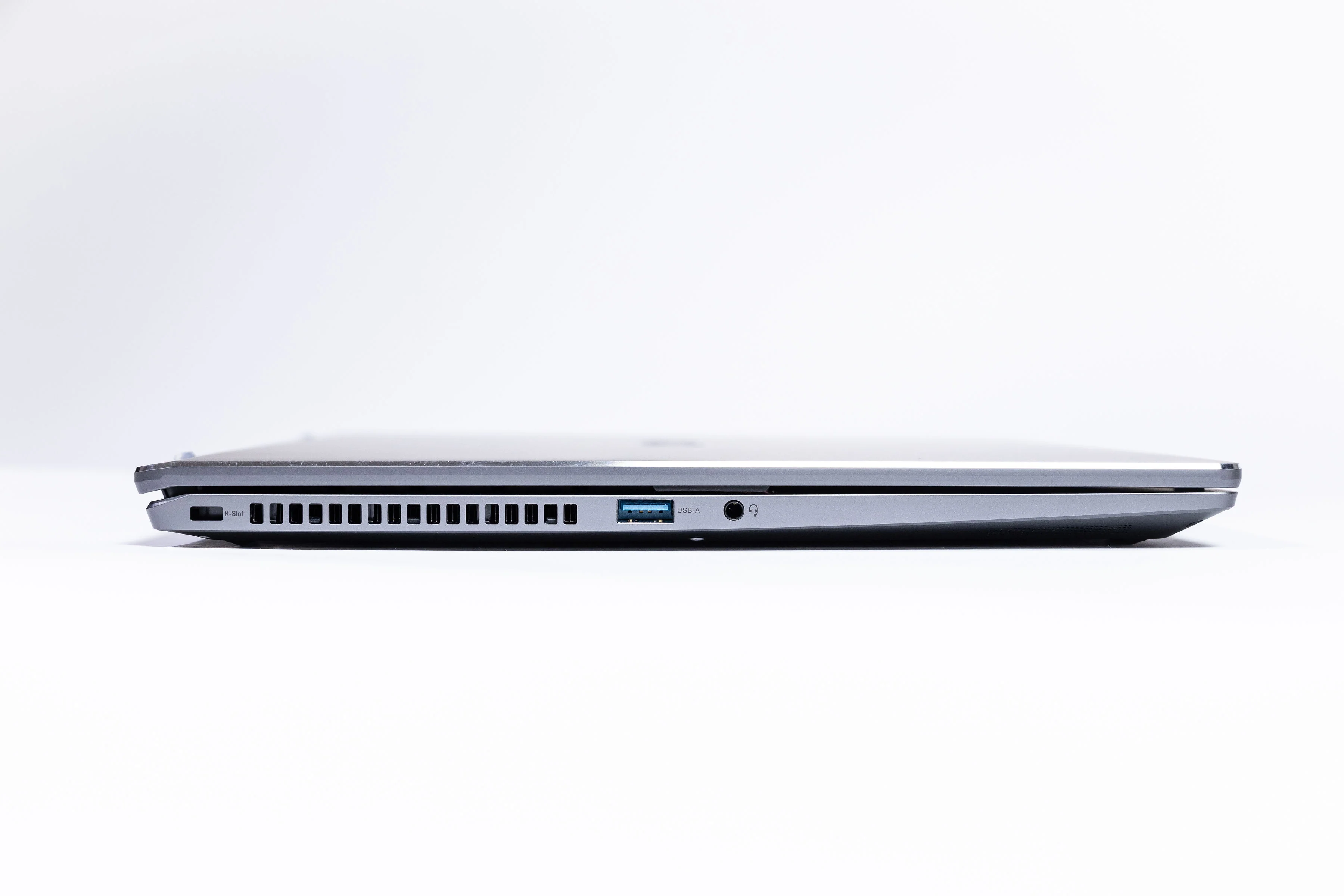 VAIO FS 16" Laptop | Windows 11 Home | Intel® Core™ Ultra 7 (16-Core, AI) | FHD Touch Display | THX® Spatial Audio | All-Aluminum Chassis - Image 10