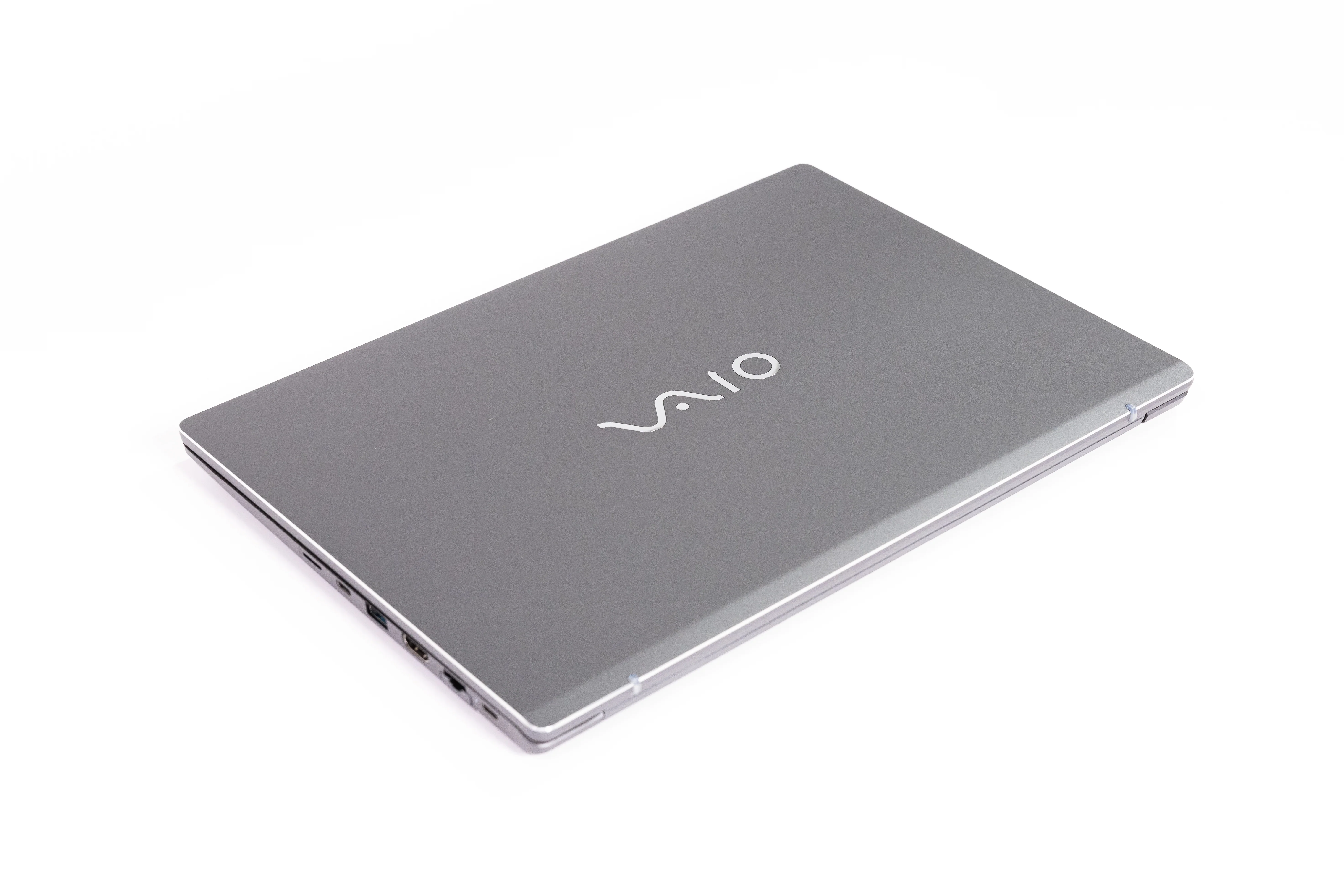 VAIO FS 14.1" All-Aluminum Laptop | Windows 11 Home | Intel® Core™ i5-1235U | 8GB RAM | 1TB SSD | FHD Matte Display | THX® Spatial Audio - Image 3