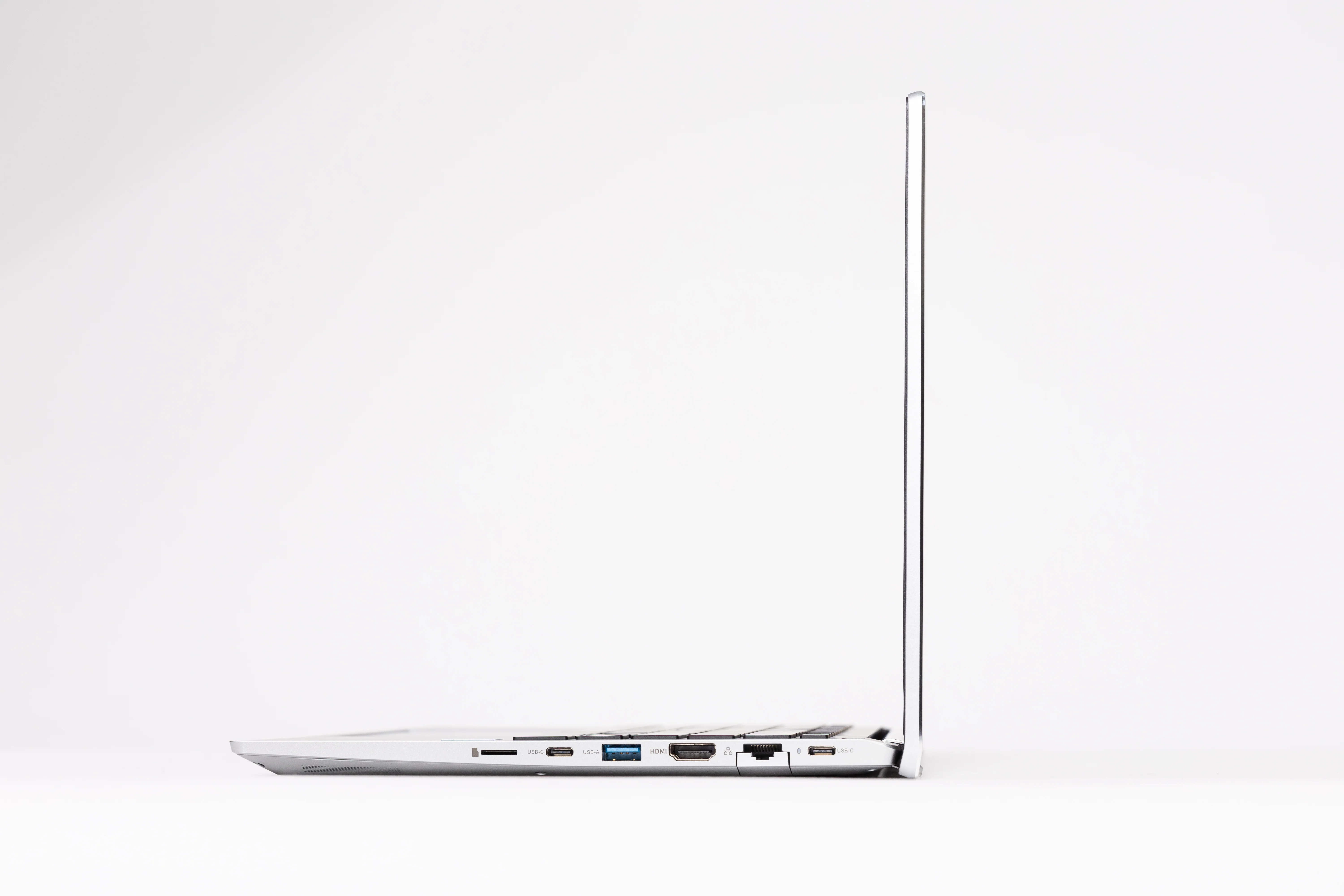 VAIO FS 14.1" All-Aluminum Laptop | Windows 11 Home | Intel® Core™ i5-1235U | 8GB RAM | 1TB SSD | FHD Matte Display | THX® Spatial Audio - Image 8